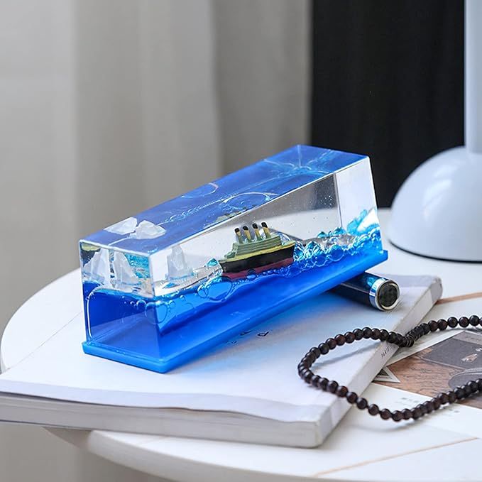 Cruise Ship Blue|سفينة سياحية زرقاء